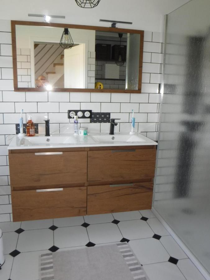 Chez Gege & Mado Apartment เซสเซล ภายนอก รูปภาพ